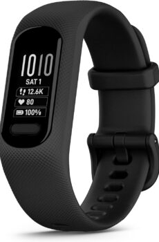 Garmin vívosmart® 5, Fitness Tracker, Long-Lasting Battery, Simple Design, Black