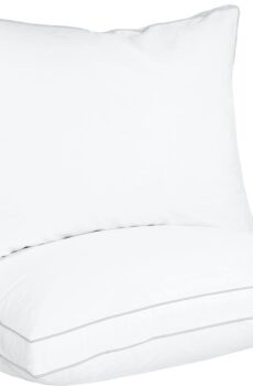 Utopia Bedding Bed Pillows for Sleeping Queen Size (White), Set of 2, Cooling Hotel Quality, Gusseted Pillow for Back, Stomach or Side Sleepers